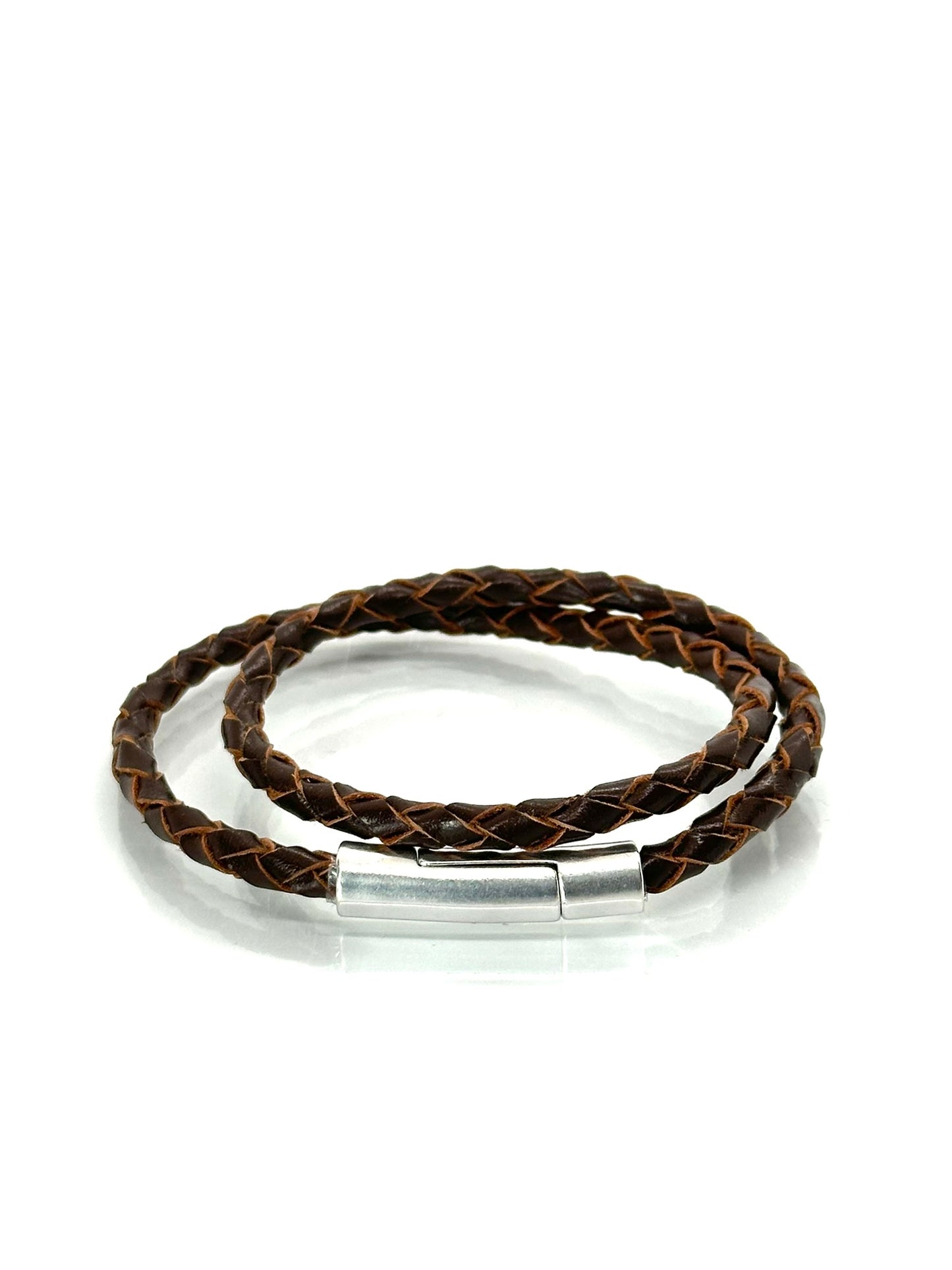 Pulsera de Cuero marrón trenzado y Macramé: Elegancia y Estilo Atemporal