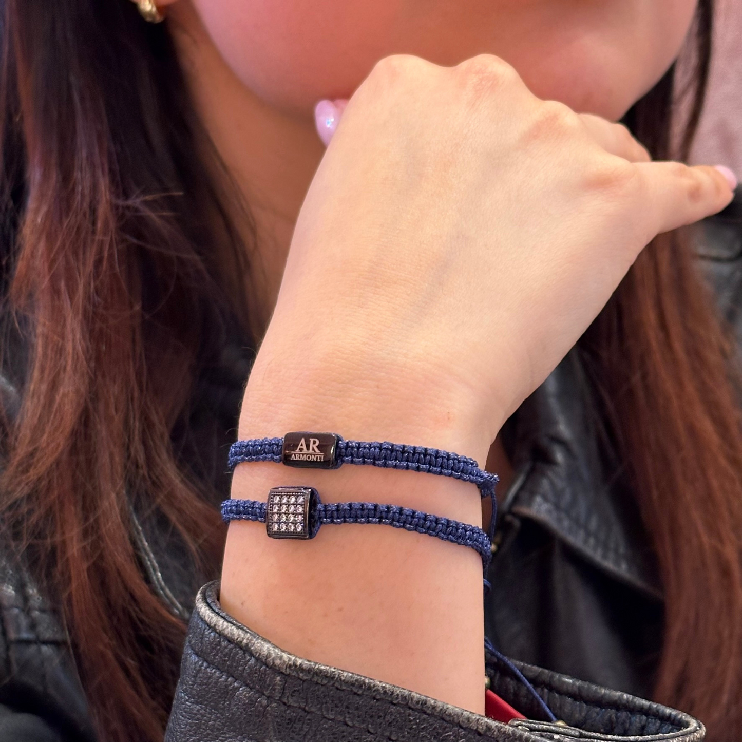 Pulsera azul MACRAME CIRCONITA para mujer