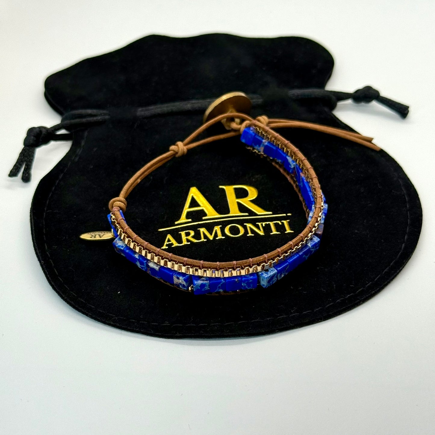 Fine lapis lazuli bracelet for women in spring and summer