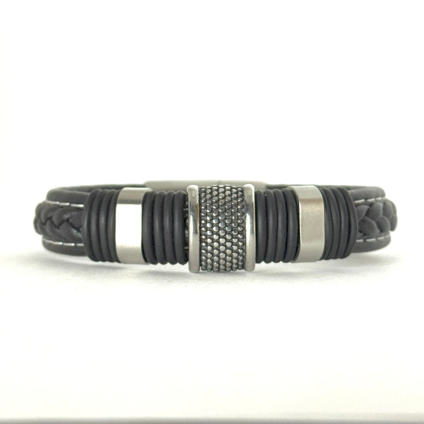 Renegade flat stitched leather bracelet by Armonti
