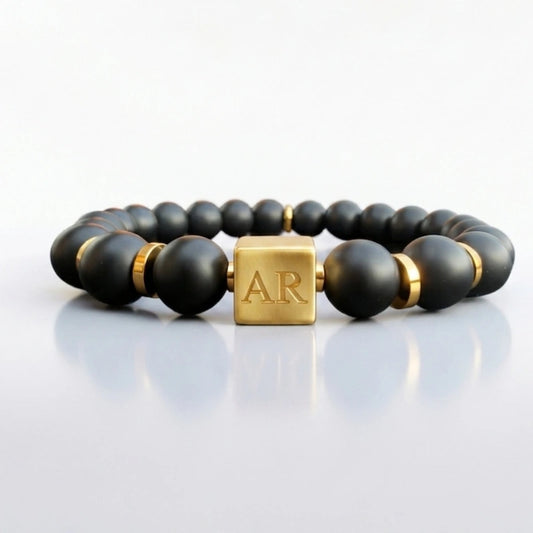 Pulsera de Ónix Negro Mate elástica 8mm oro 18k para Hombre