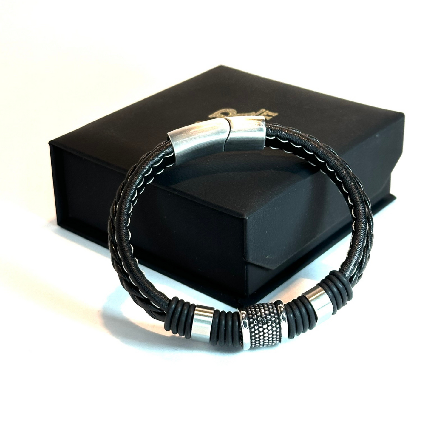 Renegade flat stitched leather bracelet by Armonti