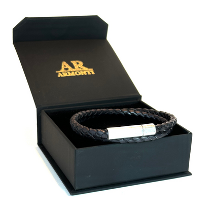 Pulsera Armonti | Joyería Artesanal para hombre | cuero italiano natural trenzado y plata | cuero trenzado y plata