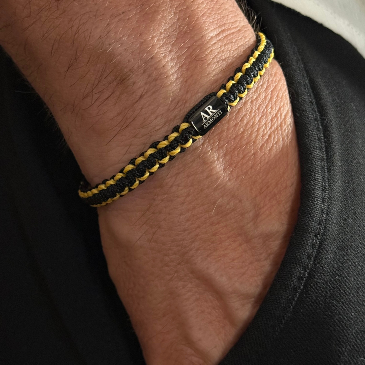 Pulsera MACRAMÉ Negro y amarillo hombre