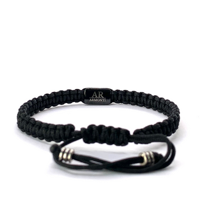 Pulsera Lapislázuli y Macramé Negro: Sabiduría, Poder y Estilo Sofisticado