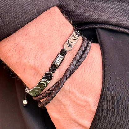 Pulsera de Cuero marrón trenzado y Macramé: Elegancia y Estilo Atemporal