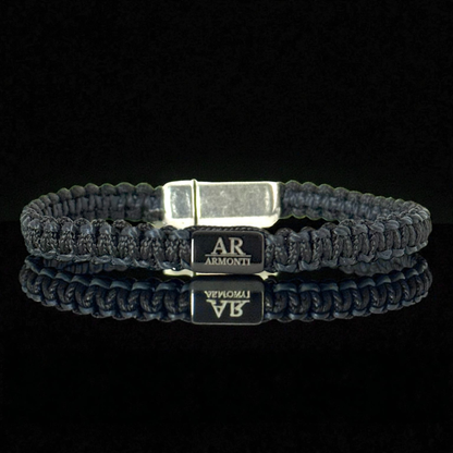 Lapis Lazuli and Black Macramé Bracelet: Wisdom, Power, and Sophisticated Style